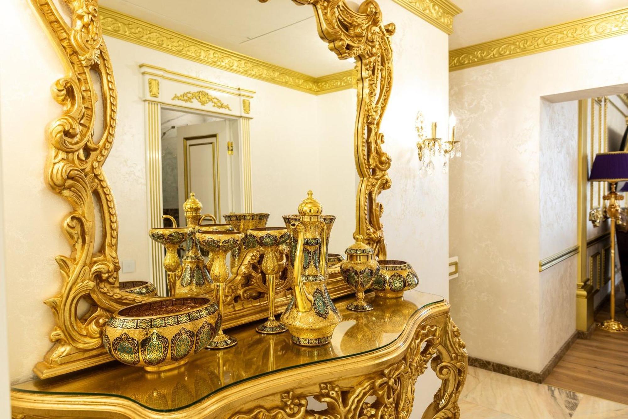 Royal Palace Luxury Hotel And Spa Khmelʼnytsʼkyy Стая снимка