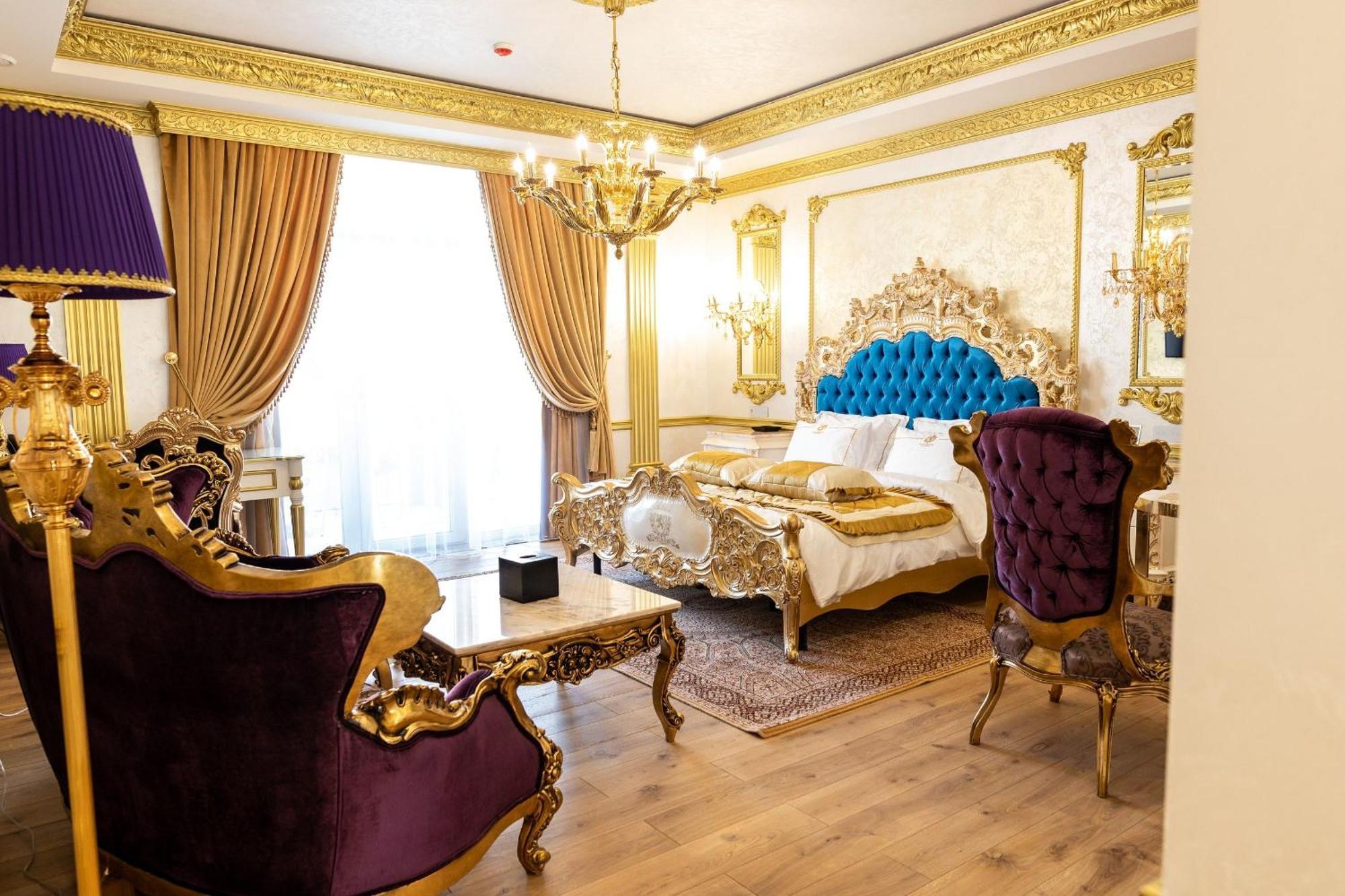 Royal Palace Luxury Hotel And Spa Khmelʼnytsʼkyy Стая снимка