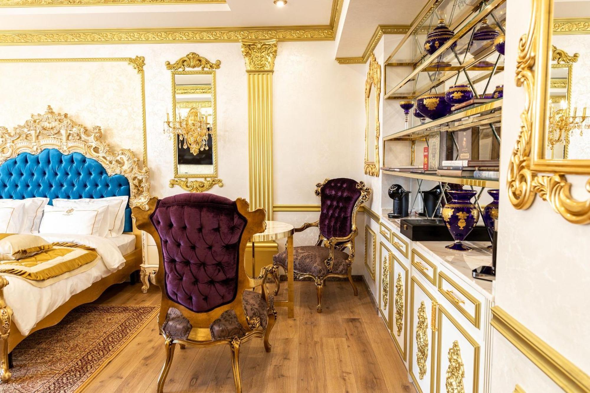 Royal Palace Luxury Hotel And Spa Khmelʼnytsʼkyy Стая снимка