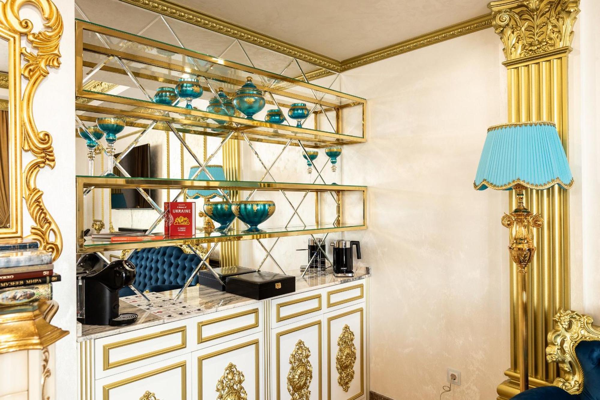 Royal Palace Luxury Hotel And Spa Khmelʼnytsʼkyy Стая снимка