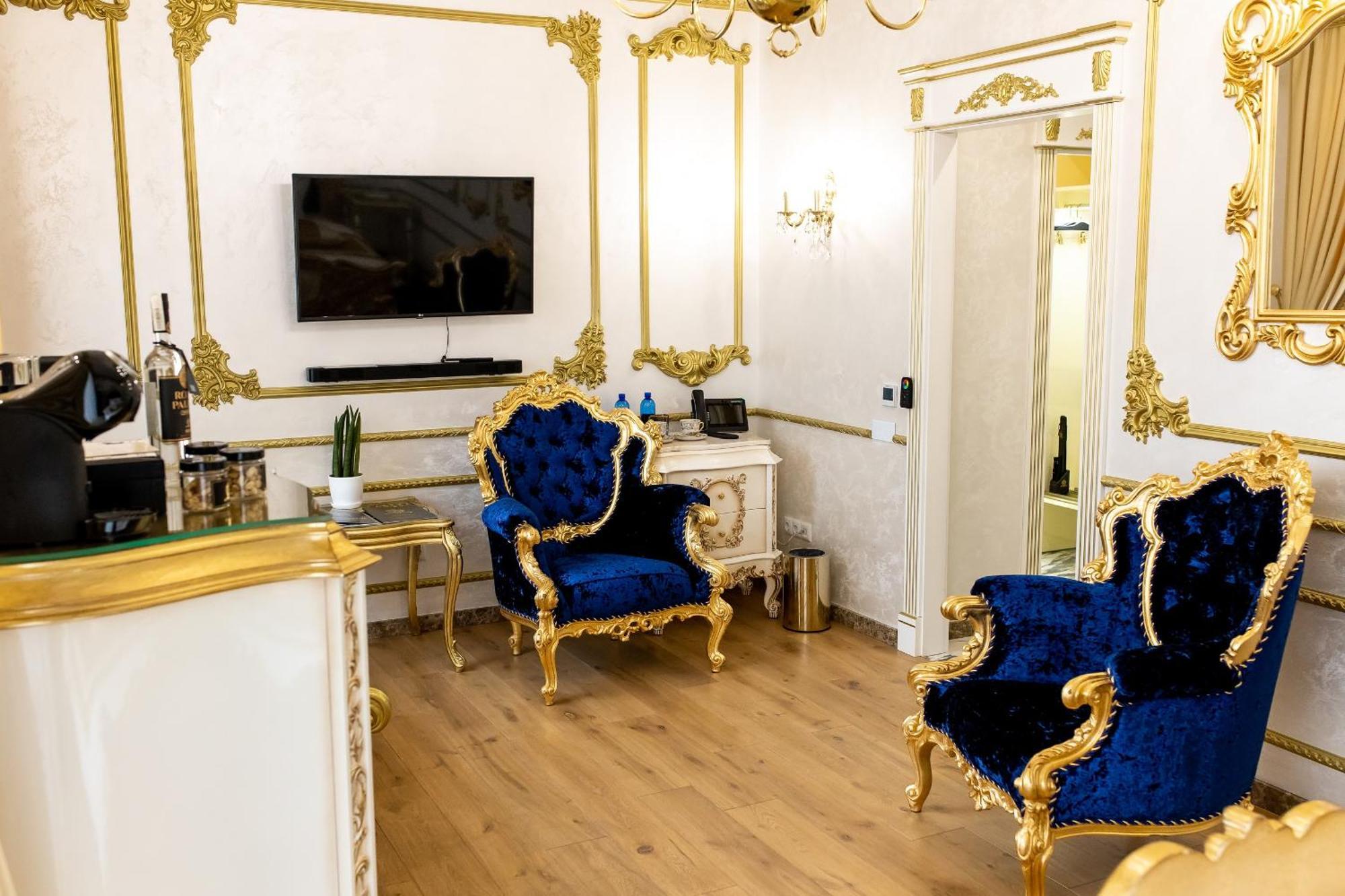 Royal Palace Luxury Hotel And Spa Khmelʼnytsʼkyy Стая снимка