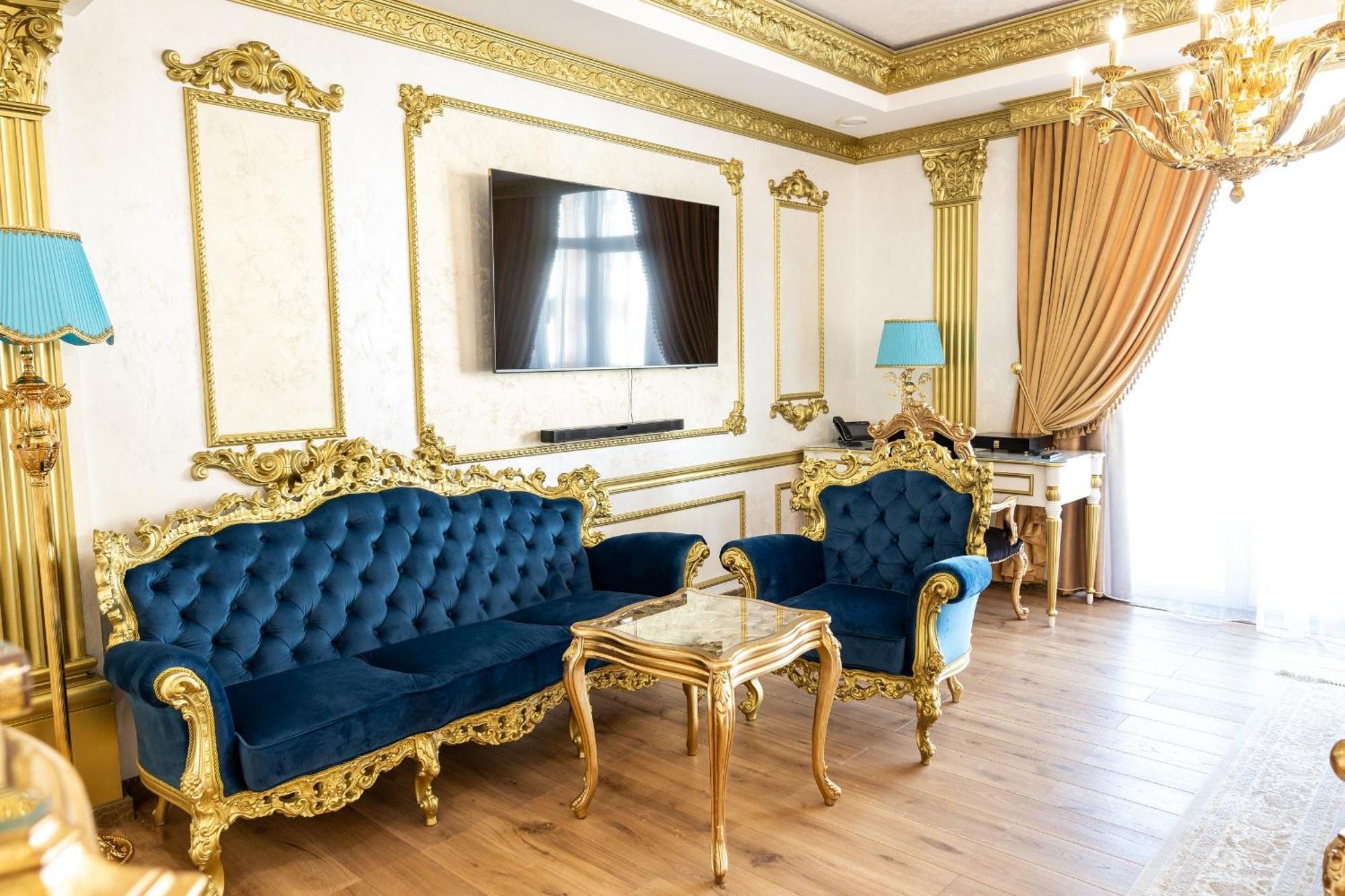 Royal Palace Luxury Hotel And Spa Khmelʼnytsʼkyy Стая снимка