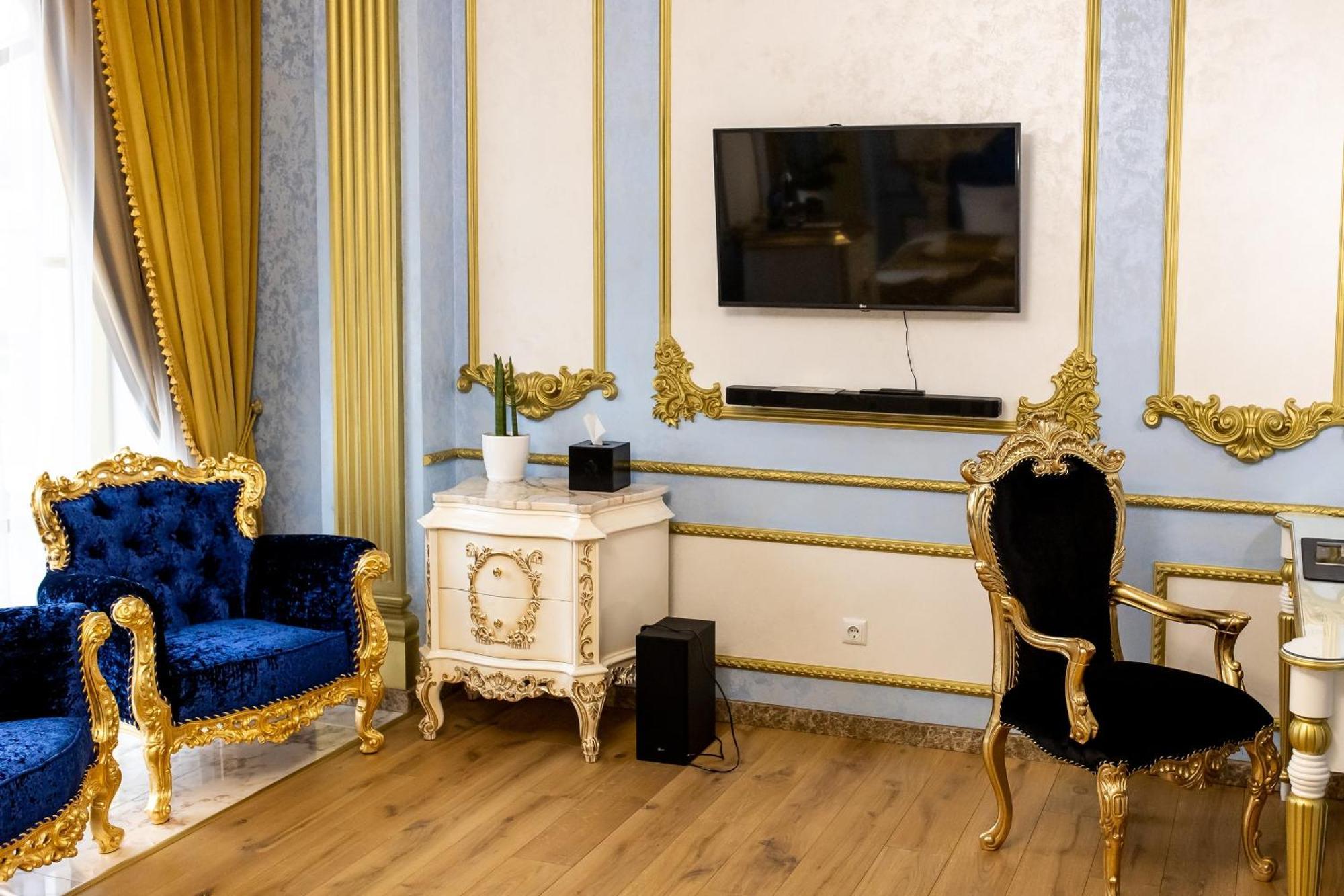 Royal Palace Luxury Hotel And Spa Khmelʼnytsʼkyy Стая снимка