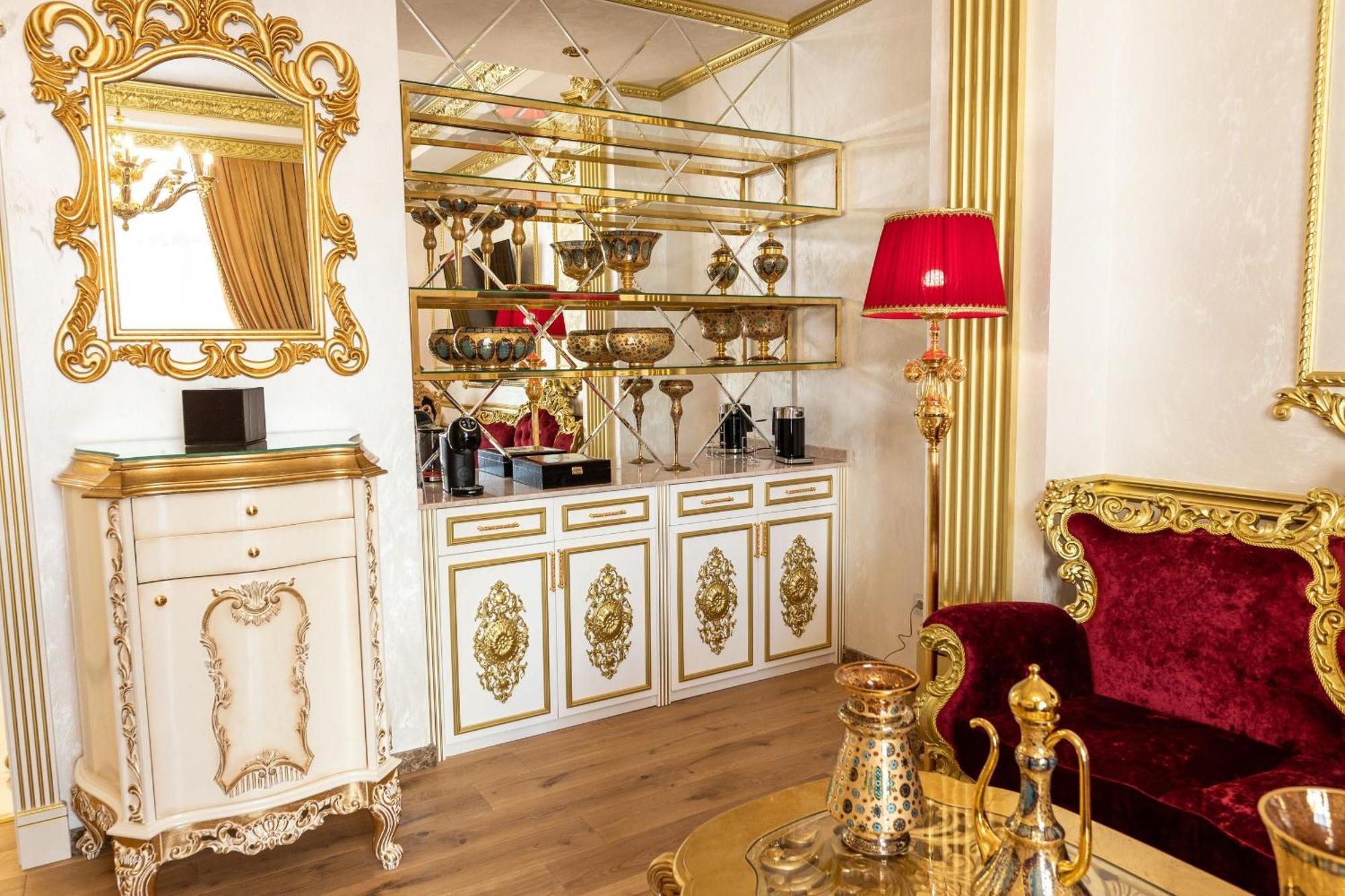 Royal Palace Luxury Hotel And Spa Khmelʼnytsʼkyy Стая снимка
