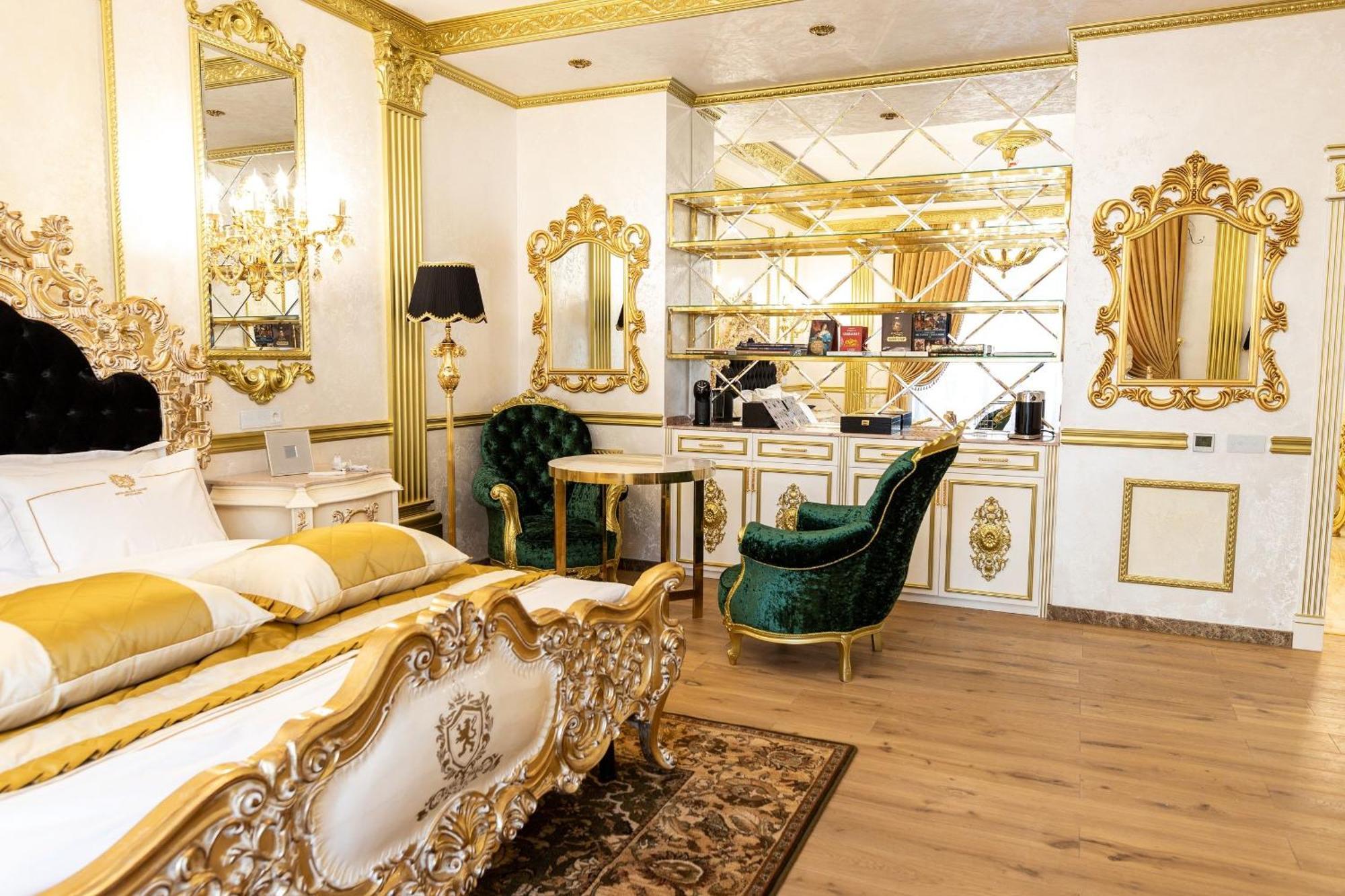 Royal Palace Luxury Hotel And Spa Khmelʼnytsʼkyy Стая снимка