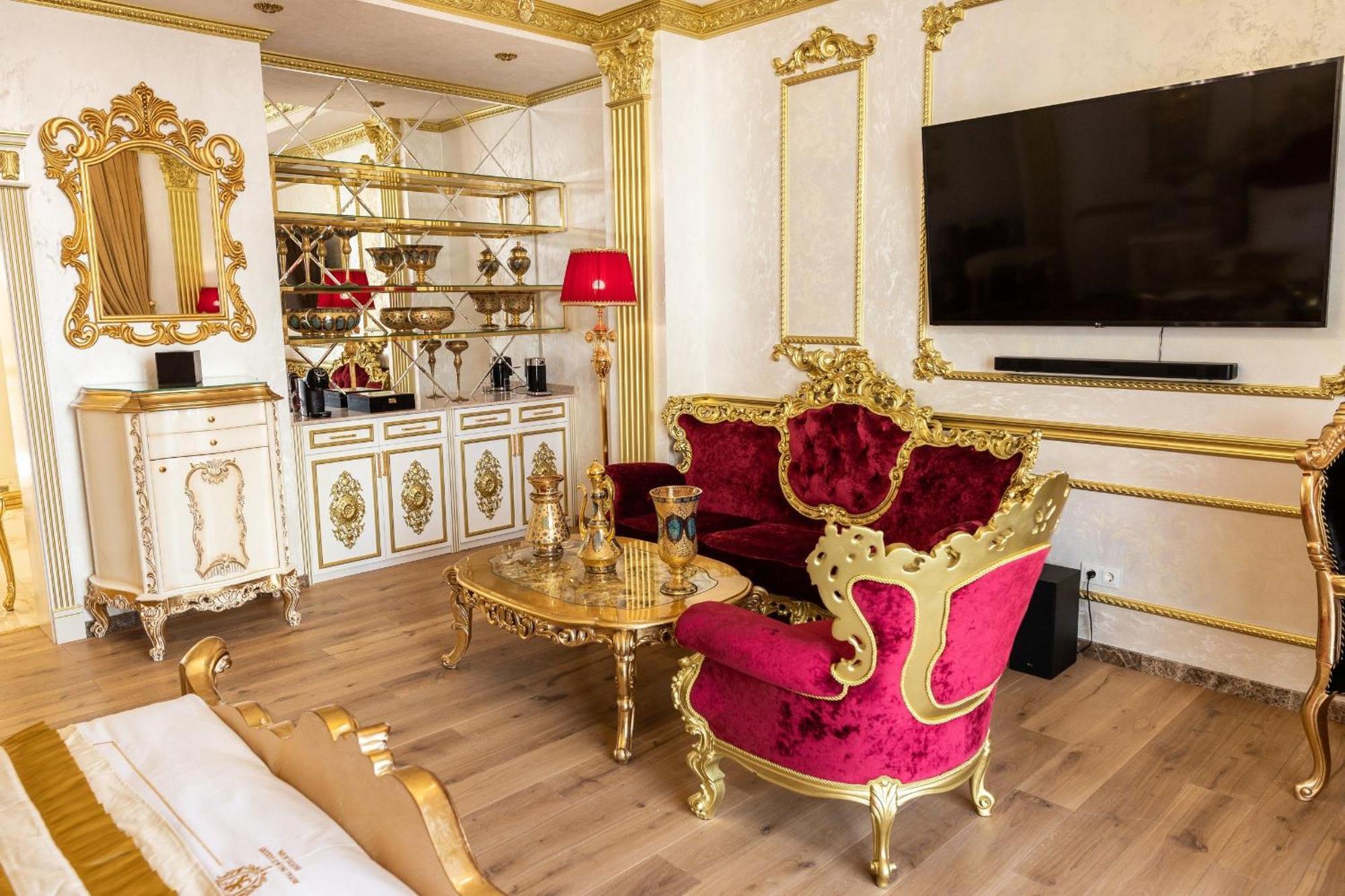 Royal Palace Luxury Hotel And Spa Khmelʼnytsʼkyy Стая снимка